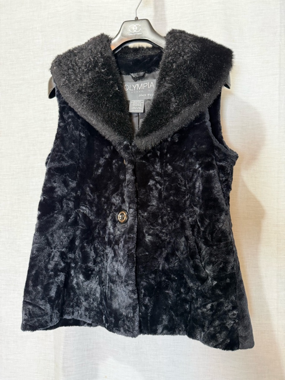 Olympia brand faux fur vest with shawl collar and button closure Sz Medium